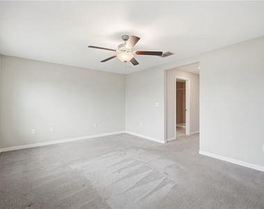 4429 Globe Thistle Drive - Photo Thumbnail 14