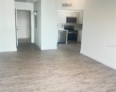 10365 Paradise Boulevard - Photo Thumbnail 12