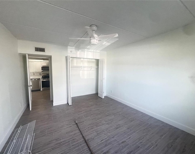 10365 Paradise Boulevard - Photo Thumbnail 11