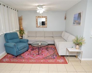 12760 Indian Rocks Road - Photo Thumbnail 14