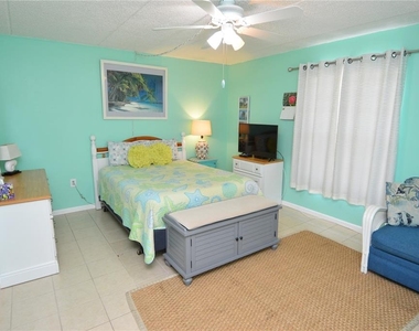 12760 Indian Rocks Road - Photo Thumbnail 27