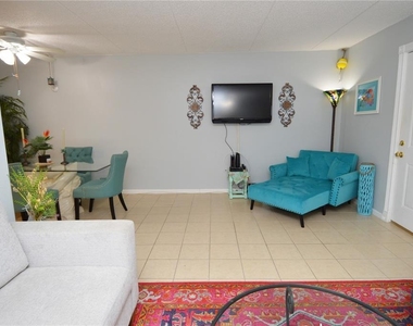 12760 Indian Rocks Road - Photo Thumbnail 17