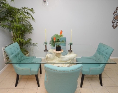12760 Indian Rocks Road - Photo Thumbnail 9