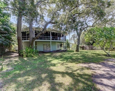 5828 Oakhurst Drive - Photo Thumbnail 20