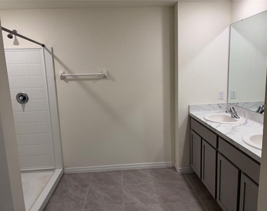 11454 Stone Pine St Street - Photo Thumbnail 12
