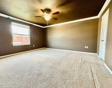 12404 Ballentrae Forest Drive - Photo Thumbnail 22