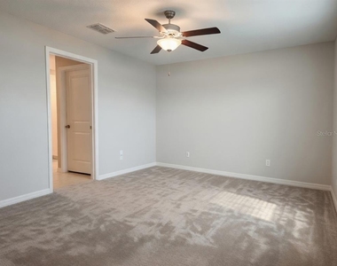 838 Olive Conch Street - Photo Thumbnail 7