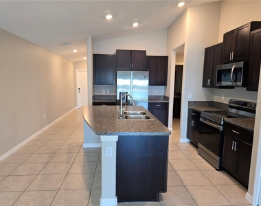 838 Olive Conch Street - Photo Thumbnail 7