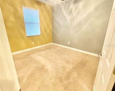 21648 Southern Charm Drive - Photo Thumbnail 8