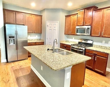 21648 Southern Charm Drive - Photo Thumbnail 59