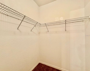 10440 White Lake Court - Photo Thumbnail 14