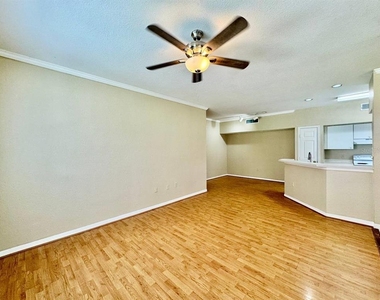 10440 White Lake Court - Photo Thumbnail 4