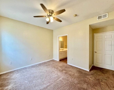 10440 White Lake Court - Photo Thumbnail 11
