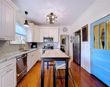 901 W Baker Street - Photo Thumbnail 6