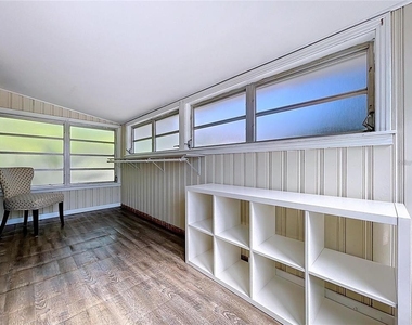 901 W Baker Street - Photo Thumbnail 16