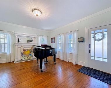 901 W Baker Street - Photo Thumbnail 3