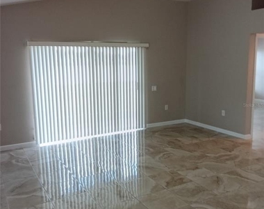 7724 Outerbridge Street - Photo Thumbnail 4