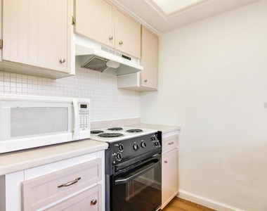 1303 S Hercules Avenue - Photo Thumbnail 13