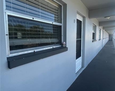 1303 S Hercules Avenue - Photo Thumbnail 3