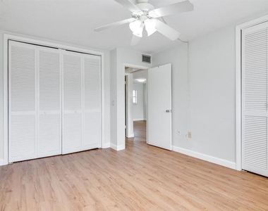 1303 S Hercules Avenue - Photo Thumbnail 19