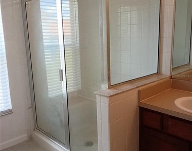 7733 Outerbridge Street - Photo Thumbnail 13