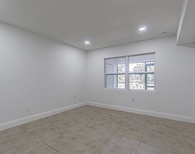 556 Clearwater Largo Road N - Photo Thumbnail 6