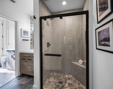 525 Lexington Street - Photo Thumbnail 24