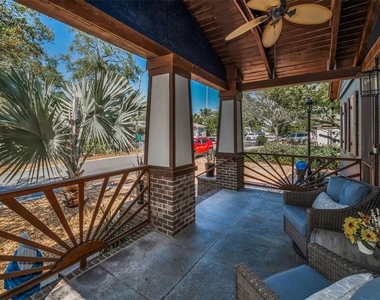 525 Lexington Street - Photo Thumbnail 1