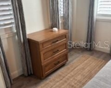 525 Lexington Street - Photo Thumbnail 16
