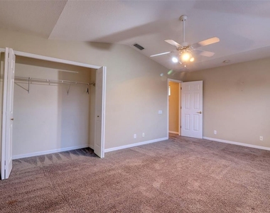 6622 83rd Avenue N - Photo Thumbnail 30