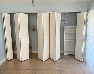 1802 Bedford Terrace - Photo Thumbnail 15