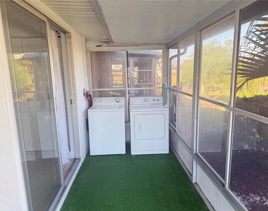 1802 Bedford Terrace - Photo Thumbnail 18