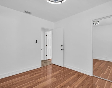 4767 26th Avenue N - Photo Thumbnail 22