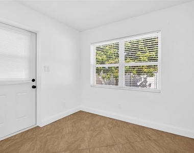 4767 26th Avenue N - Photo Thumbnail 30