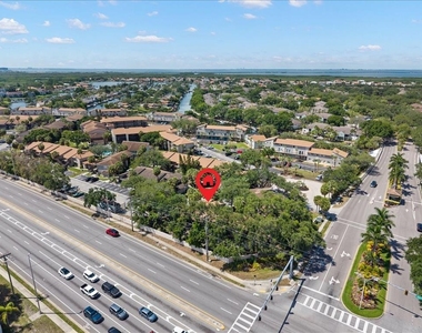 6345 Newtown Circle - Photo Thumbnail 29