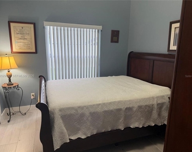 3127 Heritage Parkway - Photo Thumbnail 6