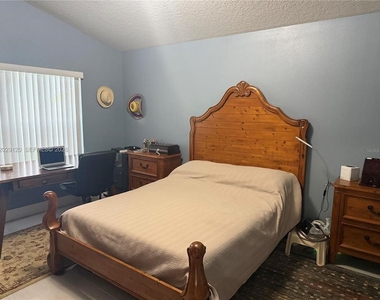 3127 Heritage Parkway - Photo Thumbnail 10