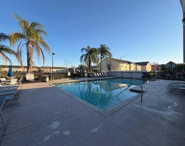 2714 Club Cortile Circle - Photo Thumbnail 28
