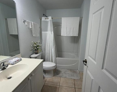 2714 Club Cortile Circle - Photo Thumbnail 5