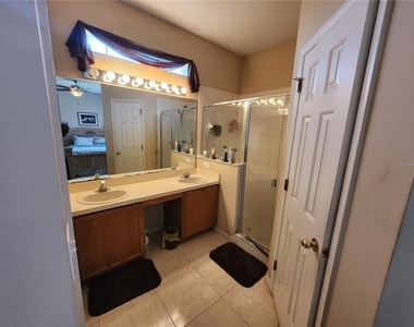 2503 Buttercup Court - Photo Thumbnail 18