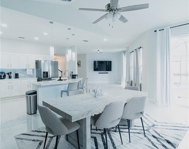 1014 Corvina Drive - Photo Thumbnail 6