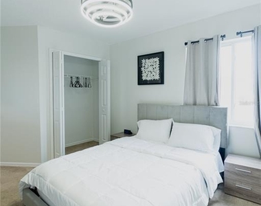 1014 Corvina Drive - Photo Thumbnail 23