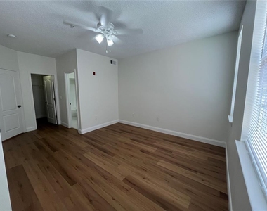 12020 Villanova Drive - Photo Thumbnail 14