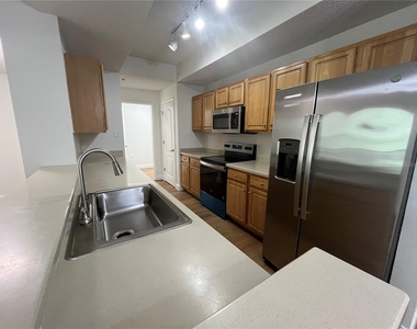 12020 Villanova Drive - Photo Thumbnail 4