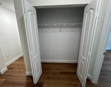 12020 Villanova Drive - Photo Thumbnail 21