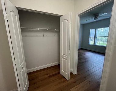 12020 Villanova Drive - Photo Thumbnail 28