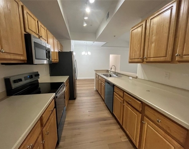 12020 Villanova Drive - Photo Thumbnail 5