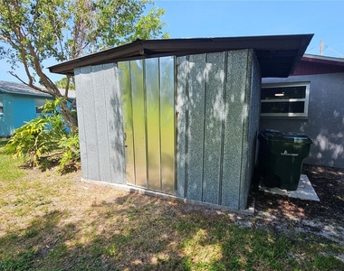 4843 Camphor Avenue - Photo Thumbnail 16