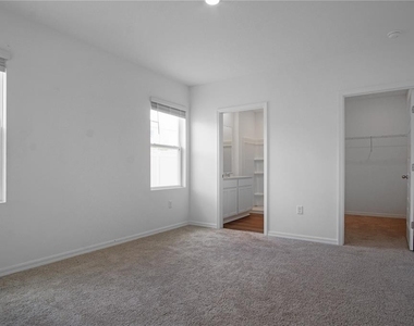 5714 Somerset Drive - Photo Thumbnail 8
