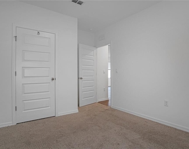 5714 Somerset Drive - Photo Thumbnail 18